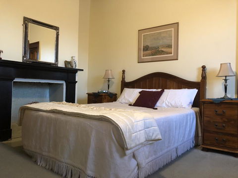 Victoria House - New South Wales Tourism  2