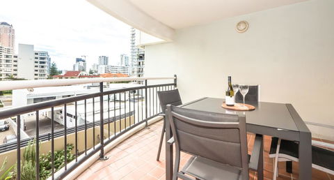 Victoria Square Apartments - New South Wales Tourism  2