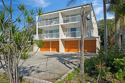 Views Of Moreton Island From Balcony At Beachside Haven Rickman Pde, Woorim - New South Wales Tourism  2