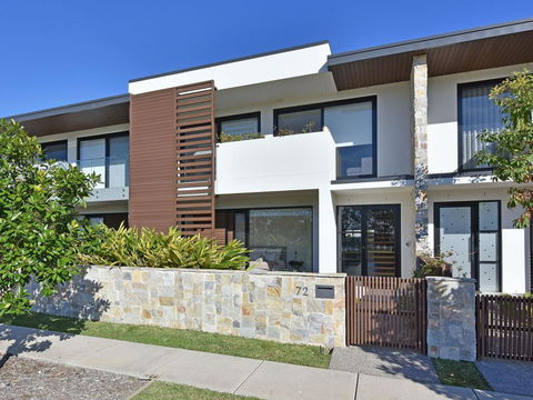 Villa Catania Waterside At Trinity Point - New South Wales Tourism  0