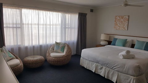 Villa Riviera On River Front - New South Wales Tourism  2