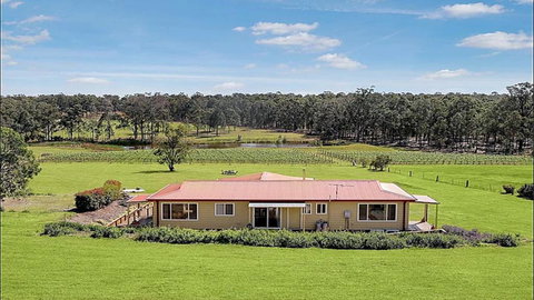 Villa Siena - New South Wales Tourism  1