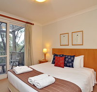 Villa Spa Executive 1br Merlot Resort Condo located within Cypress Lakes Resort nothing is more central - New South Wales Tourism 