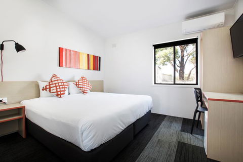 Villawood Hotel - New South Wales Tourism  0