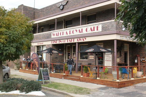 Walcha Royal Cafe & Accommodation - New South Wales Tourism  0