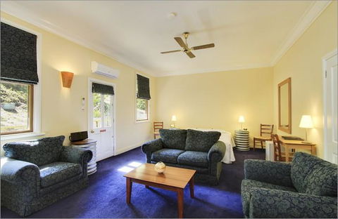 Walhalla's Star Hotel - New South Wales Tourism  2