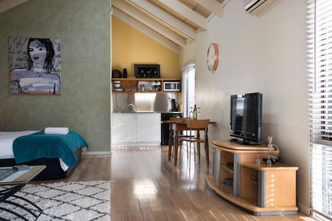 Walnut Chalet 4 - New South Wales Tourism  2