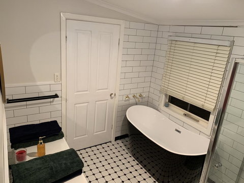 Warby Weekender - New South Wales Tourism  1