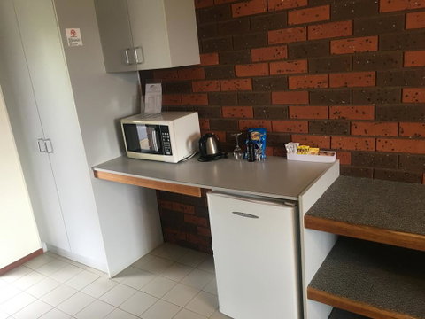 Warragul Views Motor Inn - New South Wales Tourism  2