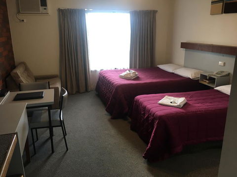 Warragul Views Motor Inn - New South Wales Tourism  3