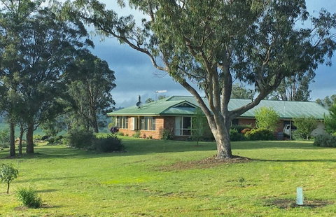 Waterfall Way Farmstay - New South Wales Tourism  0