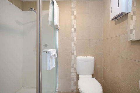 Plummers Mill - Central Townhouse - New South Wales Tourism  9