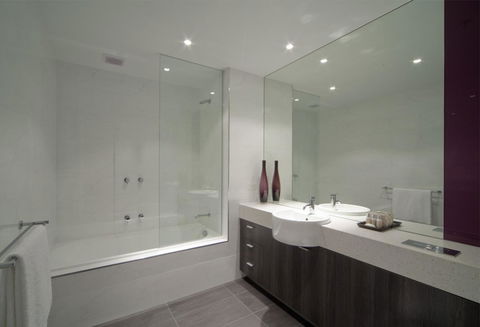 Tyrian Serviced Apartments Fitzroy - New South Wales Tourism  8