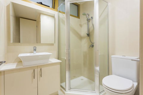 Balwyn Boutique Apartments - New South Wales Tourism  14