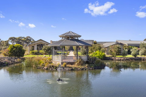 Quality Hotel Point Cook - New South Wales Tourism  42
