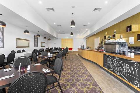 Quality Hotel Point Cook - New South Wales Tourism  17