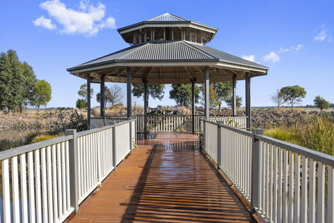 Quality Hotel Point Cook - New South Wales Tourism  4