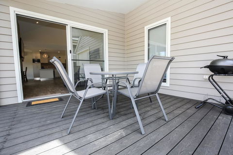 Amber Mist Villa Two - New South Wales Tourism  9