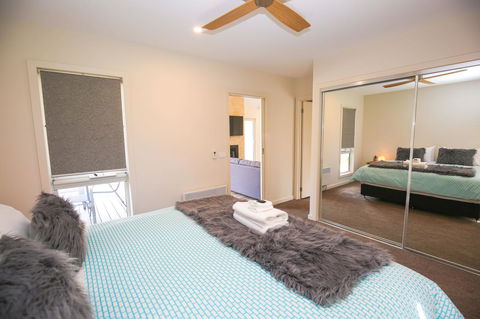 Amber Mist Villa Two - New South Wales Tourism  11