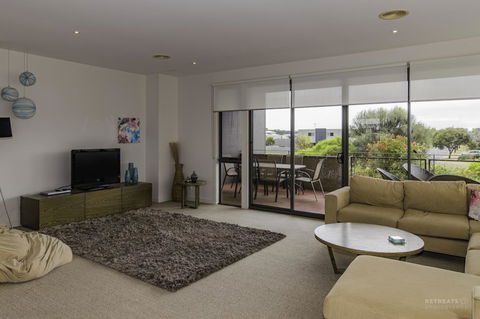 1 Pebble Place - New South Wales Tourism  5