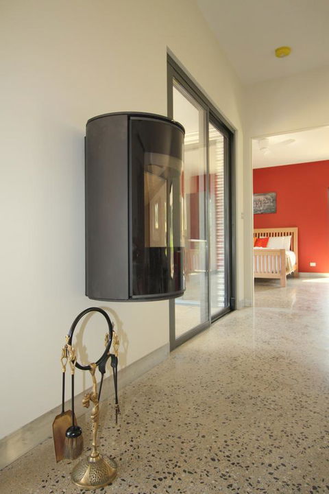 3 Bells Alpine Cottage - New South Wales Tourism  2