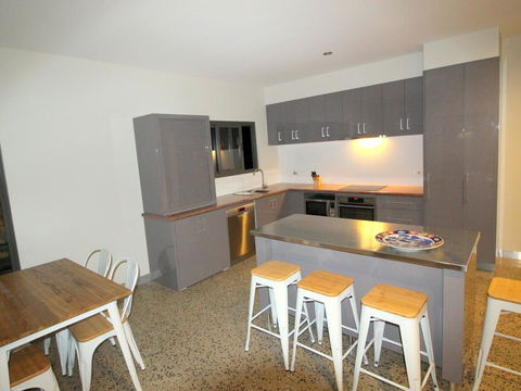 3 Bells Alpine Cottage - New South Wales Tourism  4