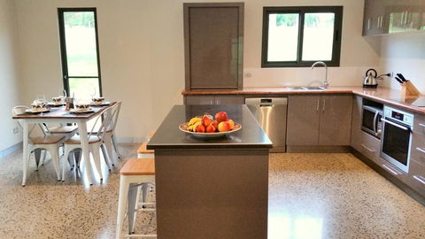 3 Bells Alpine Cottage - New South Wales Tourism  14