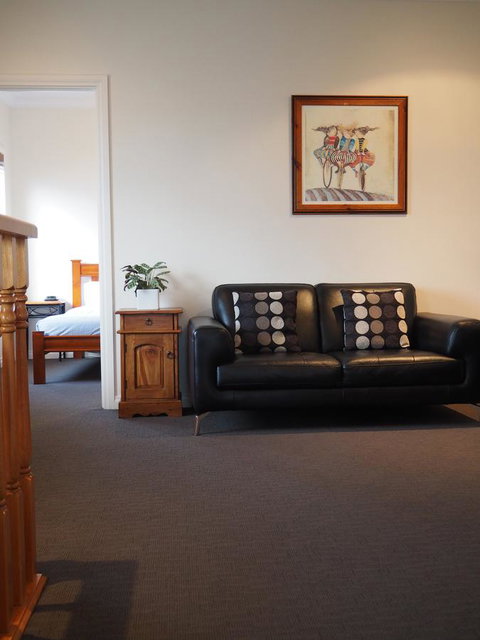 Beechwood Apartment - New South Wales Tourism  17