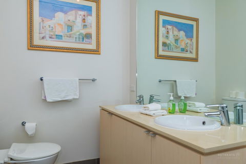 1 Sunset Place - New South Wales Tourism  10