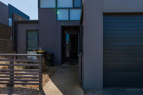 1 Sunset Place - New South Wales Tourism  4
