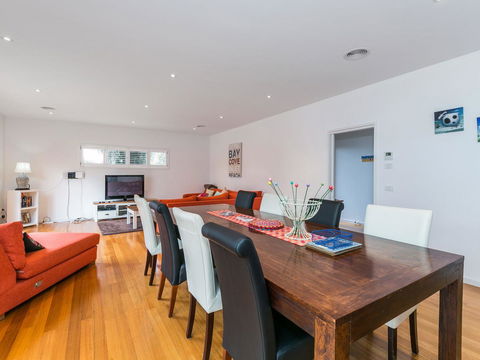 Torquay Timeout - New South Wales Tourism  2