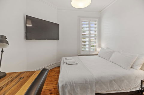 Work Sleep Live Melbourne - New South Wales Tourism  5