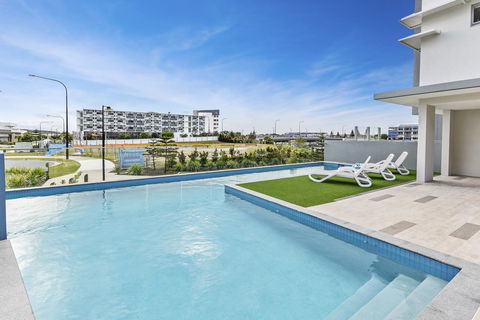 Aquarius Kawana - New South Wales Tourism  0