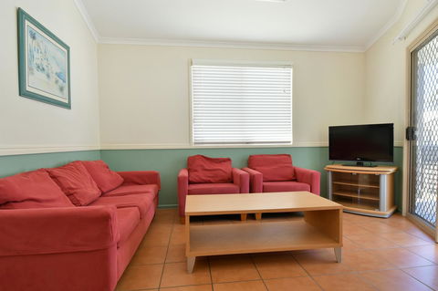 BIG4 Breeze Holiday Parks - Rainbow Beach - New South Wales Tourism  1