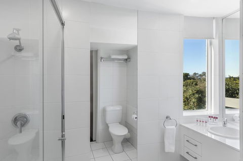 Ramada By Wyndham Marcoola Beach - New South Wales Tourism  14