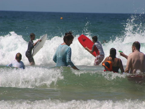 La Mer Sunshine Beachfront - New South Wales Tourism  20