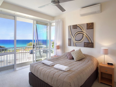 La Mer Sunshine Beachfront - New South Wales Tourism  4