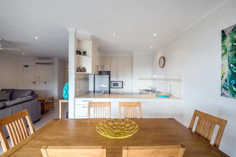Sunseeker Holiday Apartments - New South Wales Tourism  43