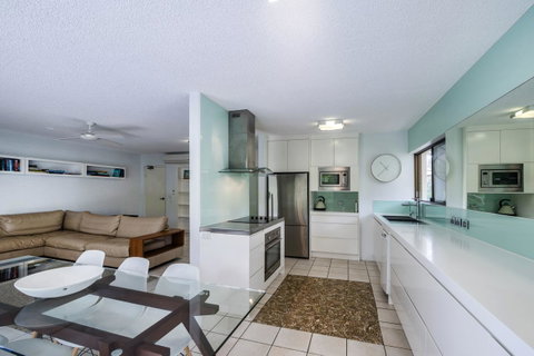 Sunseeker Holiday Apartments - New South Wales Tourism  38