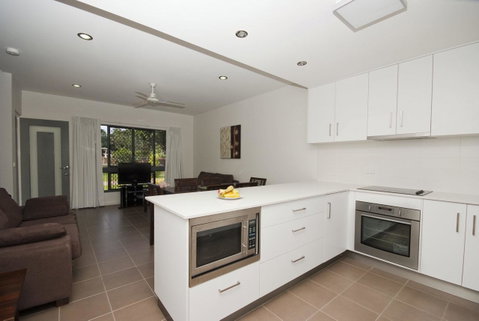 Woodville Beach Townhouse 6 - New South Wales Tourism  4