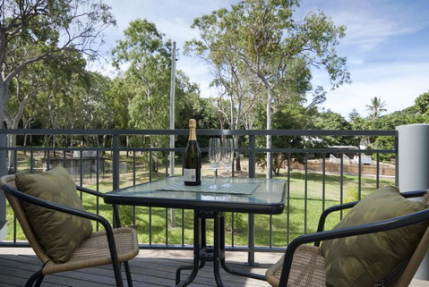 Woodville Beach Townhouse 6 - New South Wales Tourism  10