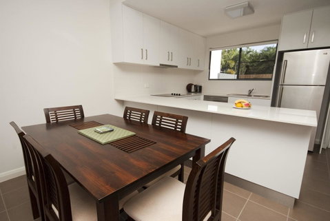 Woodville Beach Townhouse 6 - New South Wales Tourism  7
