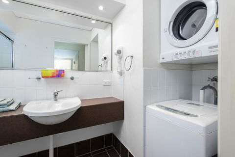 Coloured Sands - Rainbow Beach Resort - 5 Mins To Beach - New South Wales Tourism  10