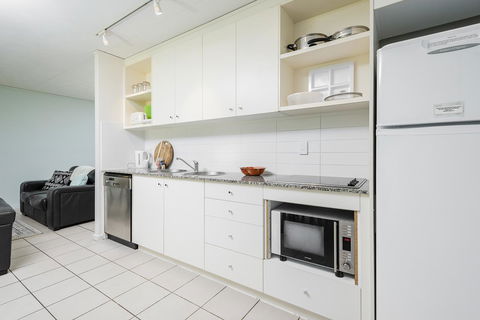 Coloured Sands - Rainbow Beach Resort - 5 Mins To Beach - New South Wales Tourism  4