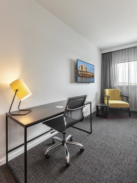 Mercure Sunshine Coast Kawana Waters - New South Wales Tourism  19