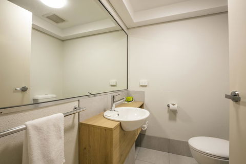Nightcap At Kawana Waters Hotel - New South Wales Tourism  32