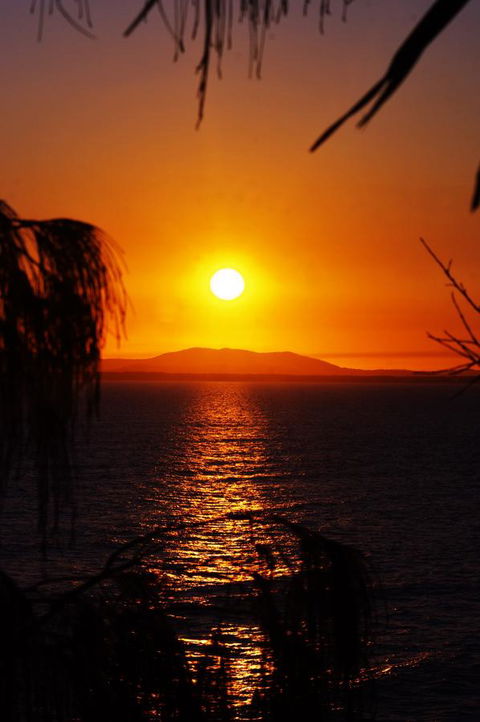 Backpackers At 1770 - New South Wales Tourism  23