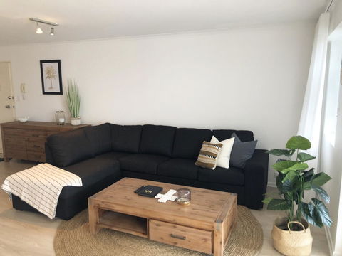 Sunshine Beach Luxe Apartment - New South Wales Tourism  7
