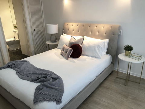 Sunshine Beach Luxe Apartment - New South Wales Tourism  14