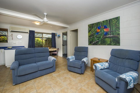 Magnetic North Apartment 1 - New South Wales Tourism  4